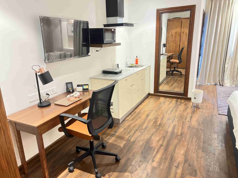 Centrally Located Chic Apartment | Gurgaon